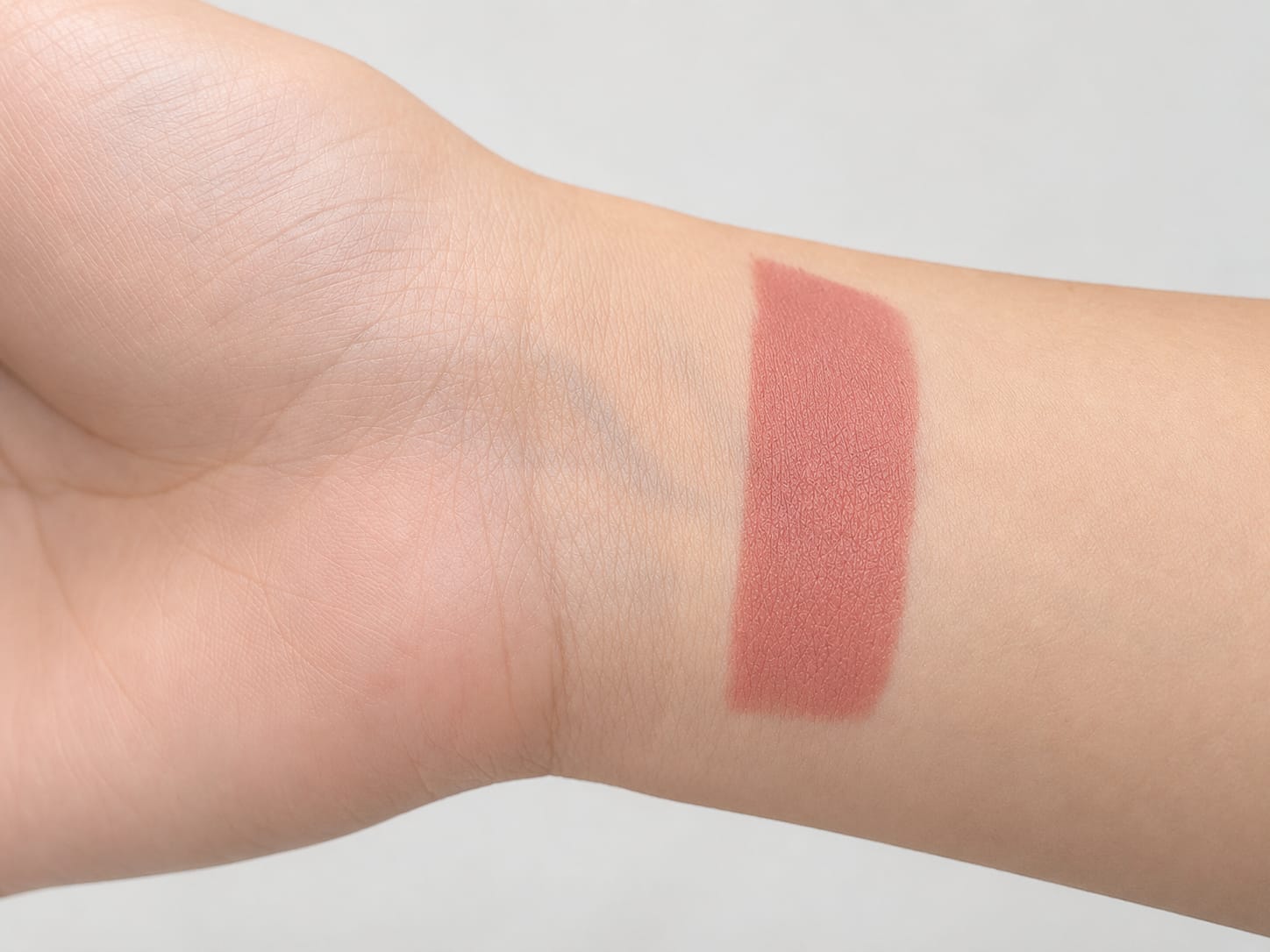 Velvet Touch Lipstick - Honey