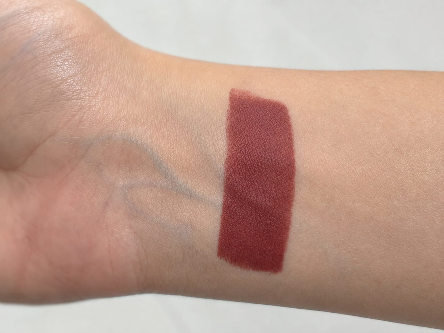 Velvet Touch Lipstick - Amber